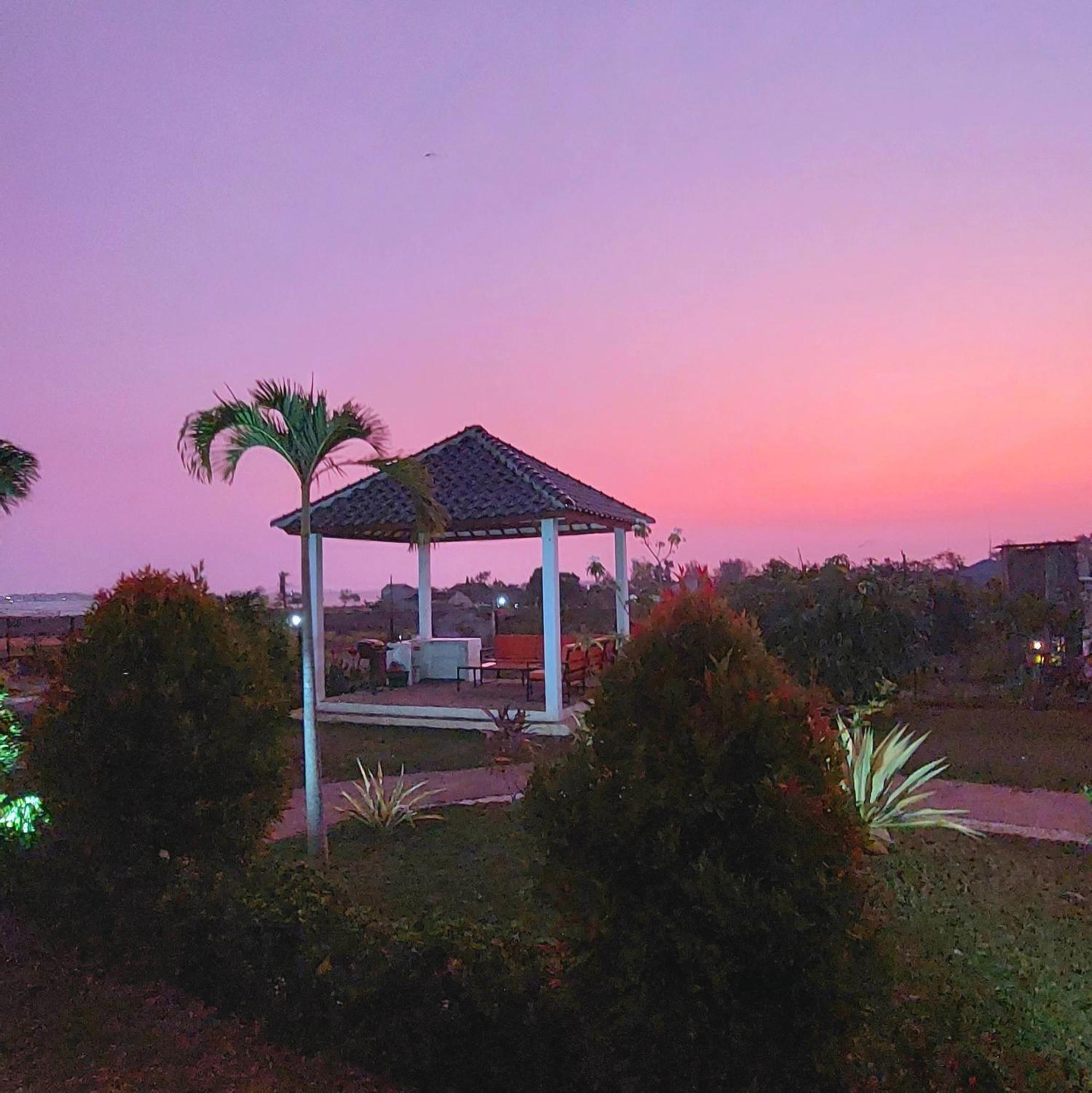 Garden House جيبارا المظهر الخارجي الصورة